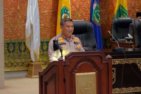 Sampaikan Pidato Pada Sidang Paripurna DPRD, Irjen Agung Setia : Terimakasih Masyarakat Riau