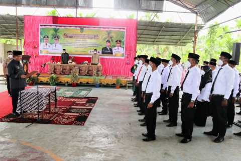Bupati Inhil Kembali  Resmikan 45 Orang Anggota BPD Se- Kecamatan Keritang Periode 2021-2027