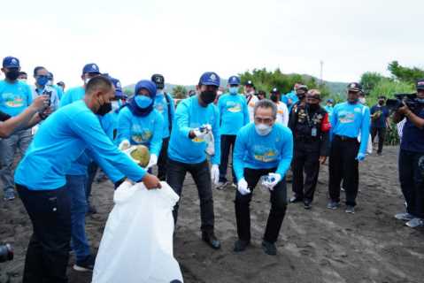 Menteri Trenggono: Laut Bukan Keranjang Sampah!
