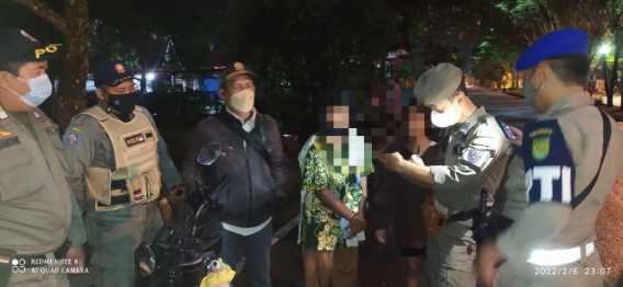 Hindari Gangguan Trantibum dan Pekat, Remaja Dihimbau Untuk Pulang Kerumah oleh Satpol PP Inhil