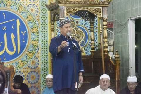 Wabup H.Syamsuddin Uti Hadiri Peringatan Isra\'Mi\'raj di Mesjid Nurul Hidayah