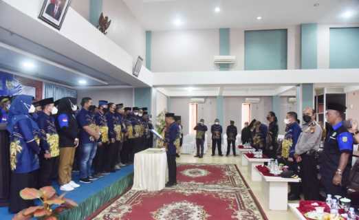 Dihadiri Bupati HM.Aidil, SH, Dato\' Natawarga H.Syamauddin Uti Kukuhkan Pengurus PD KBB Meranti