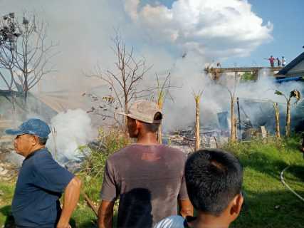 Tiga Rumah di Pengalihan Keritang Terbakar, Korban Rugi Hingga 200 Juta