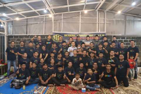WE Community Laksanakan Buka bersama sekaligus Pembagian takjil Untuk Berbuka Puasa