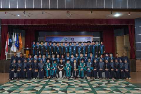 STikes Husada Gemilang Gelar Wisuda ke XIII Diploma Kebidanan