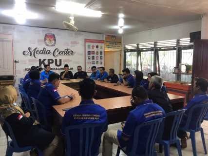 Siap Kolaborasi, KNPI Inhil Lakukan Kunjungan ke KPU Inhil