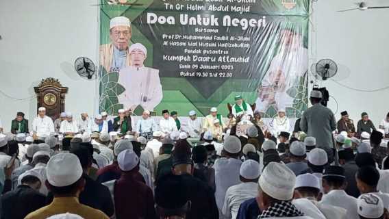 Gubernur Hadiri Haul dan Doa untuk Negeri di Ponpes Kumpeh Da\'aru Attauhid