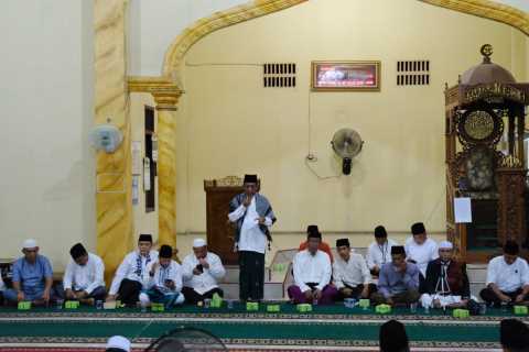 Wagub Abdullah Sani Safari Ramadan 1444 H Pertama di Masjid Akbar Sridadi