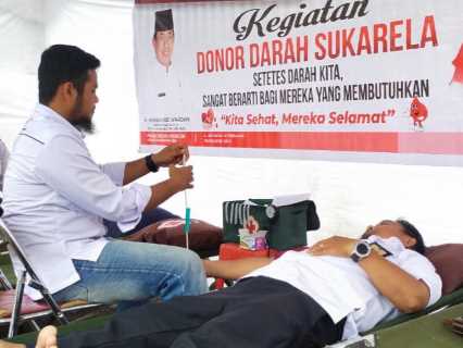Baksos Donor Darah Sempena HPN Riau di Inhil, PMI Berhasil Kumpulkan 26 Kantong Darah