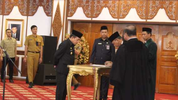 Serahkan 133 SK PPPK Provinsi Jambi, Al Haris : Tugas Ini Mulia Mencerdaskan Kehidupan Bangsa
