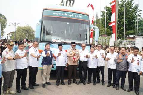 Sambut Roadshow Bus KPK, Wagub Sani : KPK Berikan Motivasi Berantas Korupsi