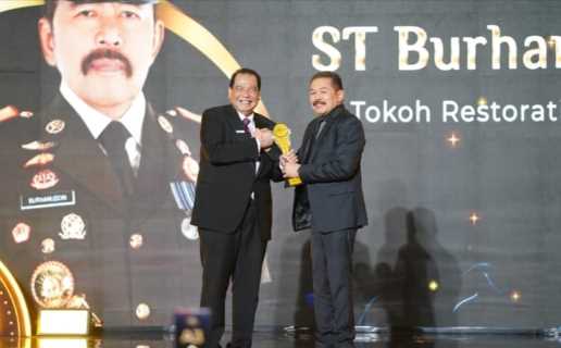 Jaksa Agung ST Burhanuddin Raih Penghargaan Detikcom Awards 2023 Sebagai “Tokoh Restorative Justice”