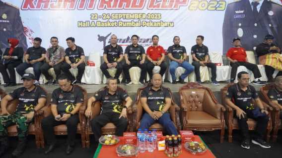 Wakil Kepala Kejaksaan Tinggi Riau Resmi Membuka Kejuaraan Taekwondo Championship Kajati Riau Cup 2023