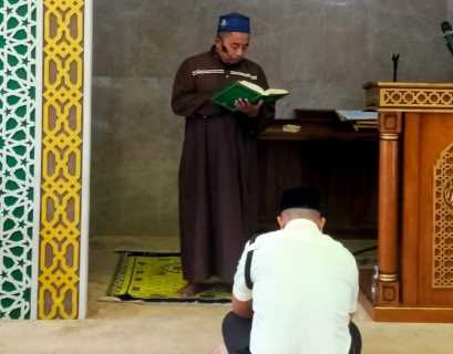 Ustad Chairul Isi Tausiah Di Kejati Riau 