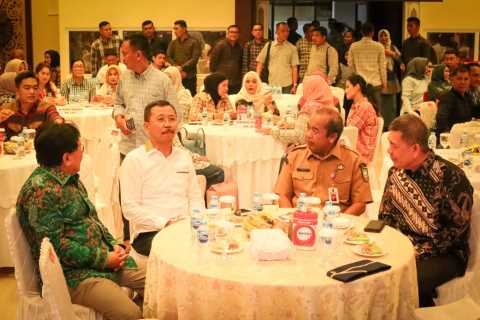 Kepala Kejaksaan Tinggi Riau Hadiri Pisah Sambut Kepala Kantor Wilayah Kementerian Hukum & Hak Asasi Manusia Provinsi Riau