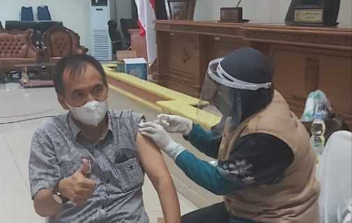 Ketua DPRD Inhil Imbau Masyarakat untuk Vaksinasi Booster Tahap 3