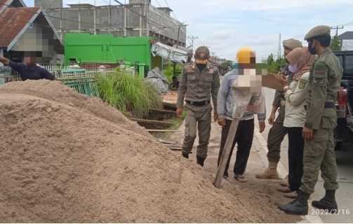 3 Pelaku Usaha Ditegur Satpol PP Inhil Karena Ganggu Ketertiban Umum