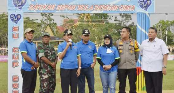 Terlaksana Dengan Lancar, Bupati HM. Wardan Tutup Turnament SU CUP 2022
