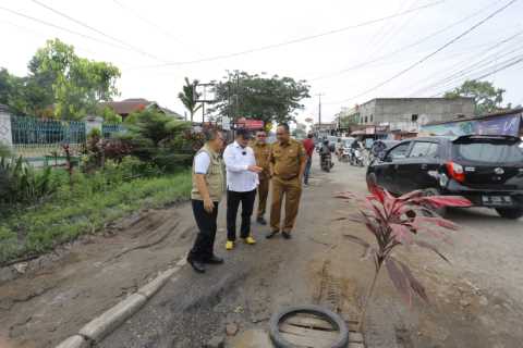 Komisi III DPRD Provinsi Jambi Turun Periksa Kerusakan Jalan di Buluran