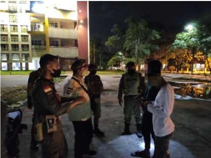 Abaikan Prokes Dan Bermain Game Online Di Tempat Rawan, Remaja Dibubarkan Satpol PP Inhil