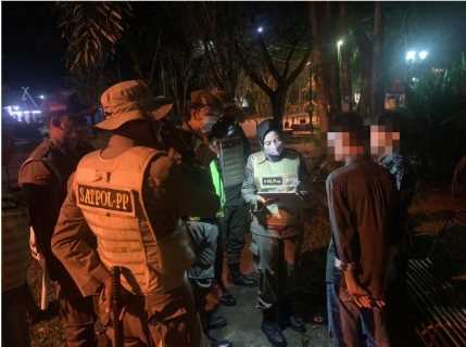 Patroli Rutin Satpol PP Inhil Guna Meminimalisir Gangguan Trantibum dan Tranmas