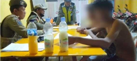 Pesta Miras, Dua Kelompok Pemuda di Tembilahan Digiring Tim URC Satpol PP Inhil