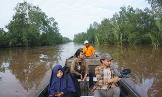 Wisata Susur Sungai Rukam di Enok