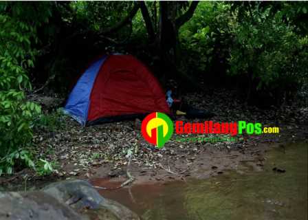 Sensasi Camping Pinggir Sungai di Wisata Pemandian Batu Besar Batu  Ampar