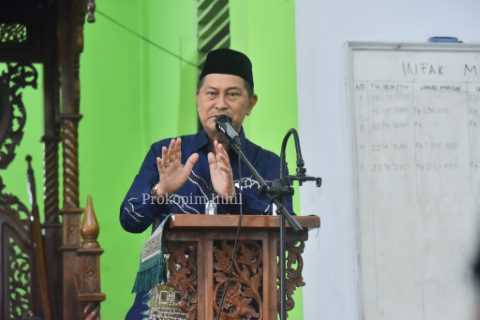 Ketua KBB Riau H.Syamauddin Uti, Pada Peringatan Maulid Nabi 1443 H, Ajak Masyarakat Banjar Teladani Perjuangan Rasulullah Menyebarkan Islam