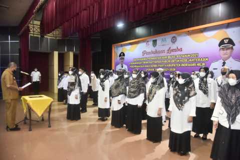 Peringatan Hari Ibu Ke-94 TH 2021, Wabup H.Syamsuddin Uti Lantik Forum PUSPA Seribu Parit