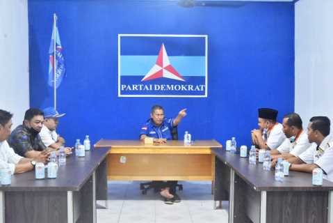 Ketum DPC Demokrat Inhil H.Syamsuddin Uti Terharu Sambut Kunjungan Safari Politik DPC Partai PKS Inhil