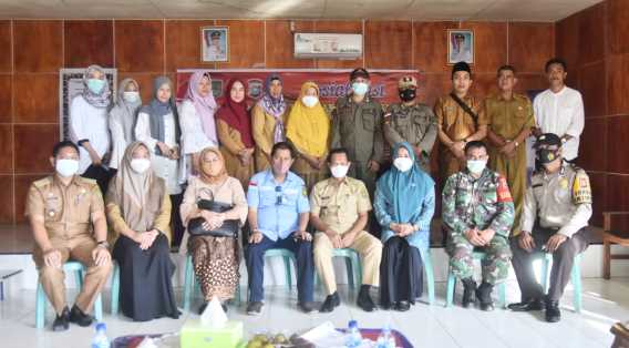 Kunjungi Kantor Camat Kemuning, Wabup H.Syamsuddin Uti Harapkan Kepada Pegawai & Staf Ikuti Arahan Camat