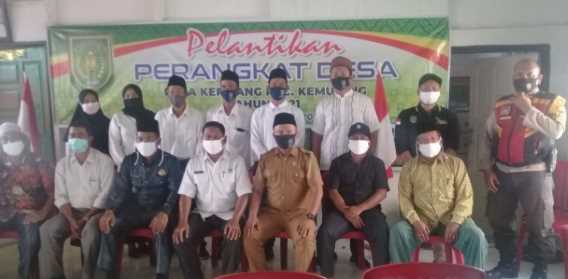 Lantik 6 Perangkat, Kades Keritang: Kita Harus Siap Pelayanan On Call 24 Jam