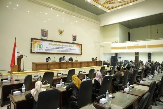 Wakil DPRD Inhil Pimpin Rapat Paripurna KUA-PPAS APBD Inhil Tahun Anggaran 2022