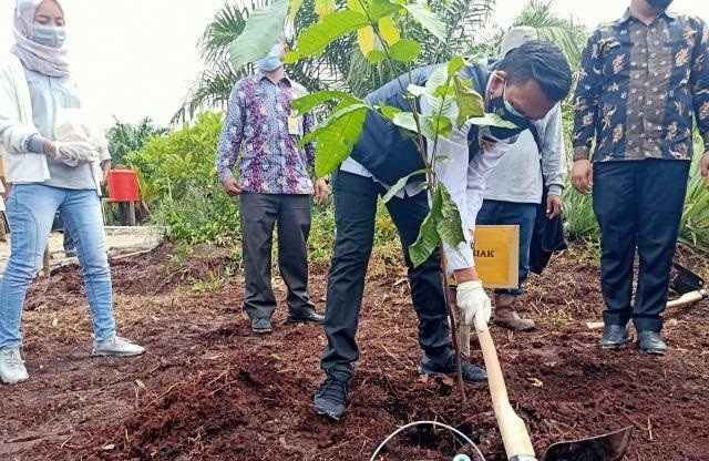 Masyarakat di Sekitar Resort Dosan Diharapkan Dapat Memanfaatkan Lahan untuk Bercocok Tanam