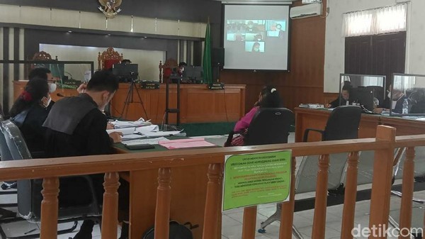 Minta Uang Kembali, Korban Investasi Bodong Rp 84,9 M di Riau Nangis Saat Sidang
